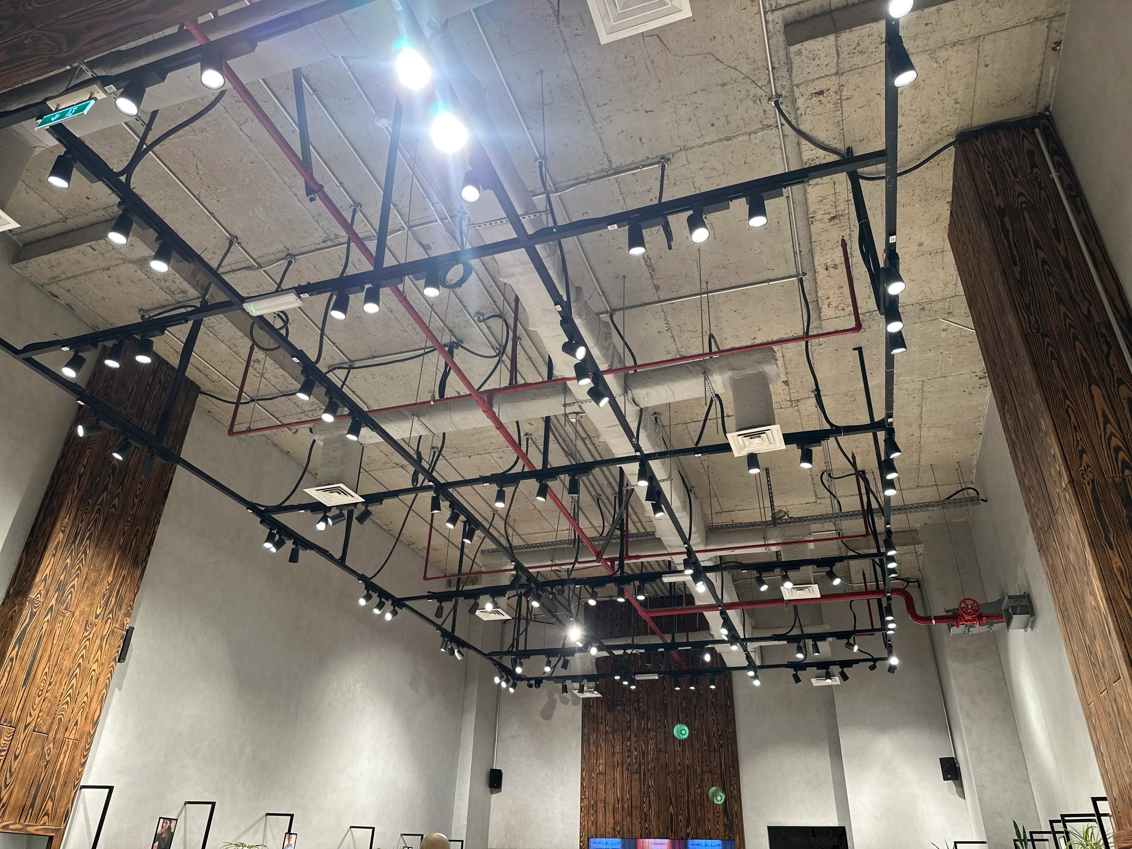 Lulusar Fashion Store - Image 4