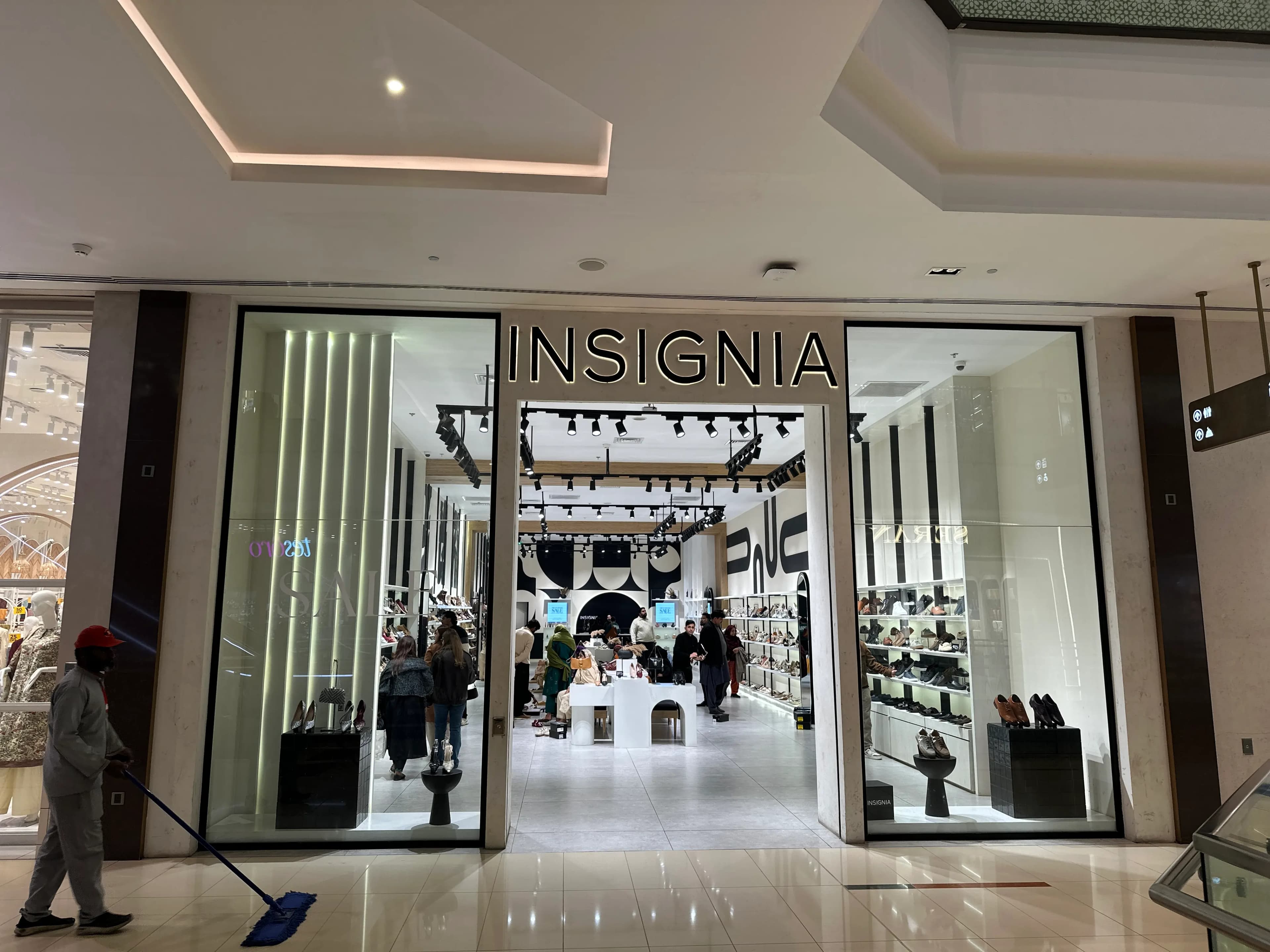 Insignia Store Fitout - Image 2